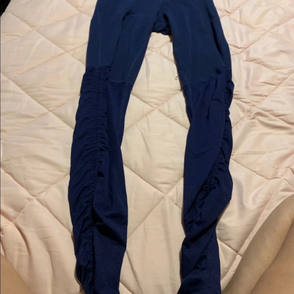 fabletics leggings - Picture 3 of 3